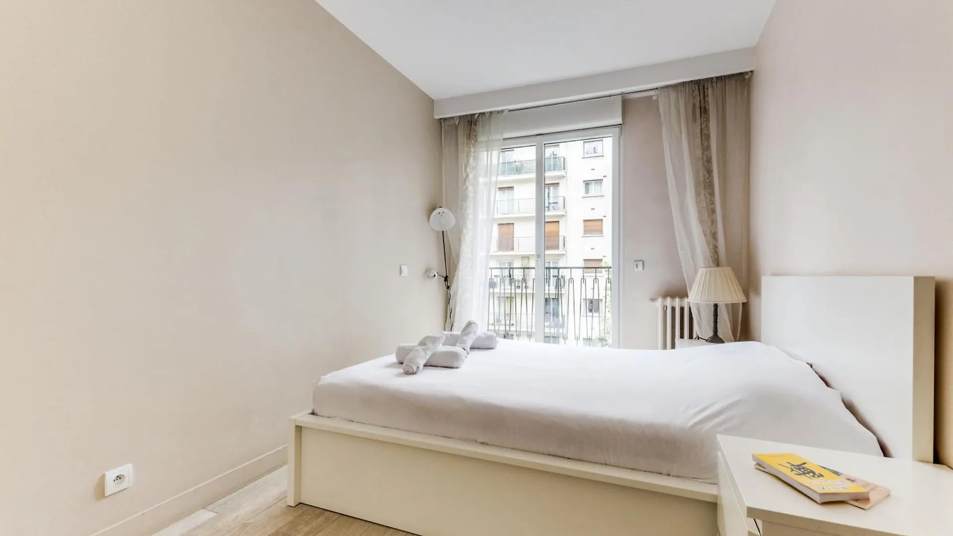 Appartement Quartier Passy Paris Apartment